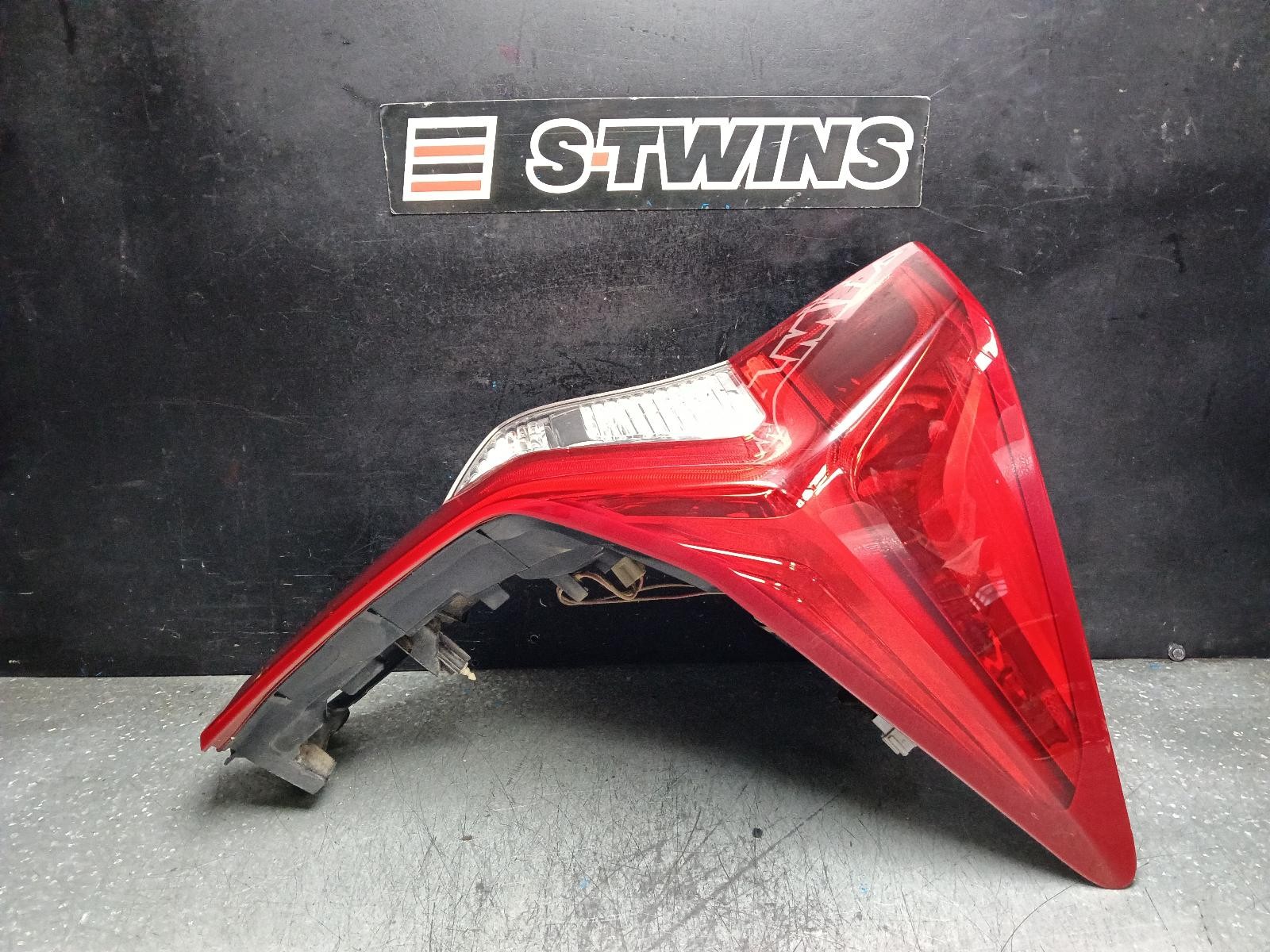 MITSUBISHI PAJERO SPORT RIGHT TAILLIGHT PAJERO SPORT, QE, IN BODY, W/ LED TYPE,