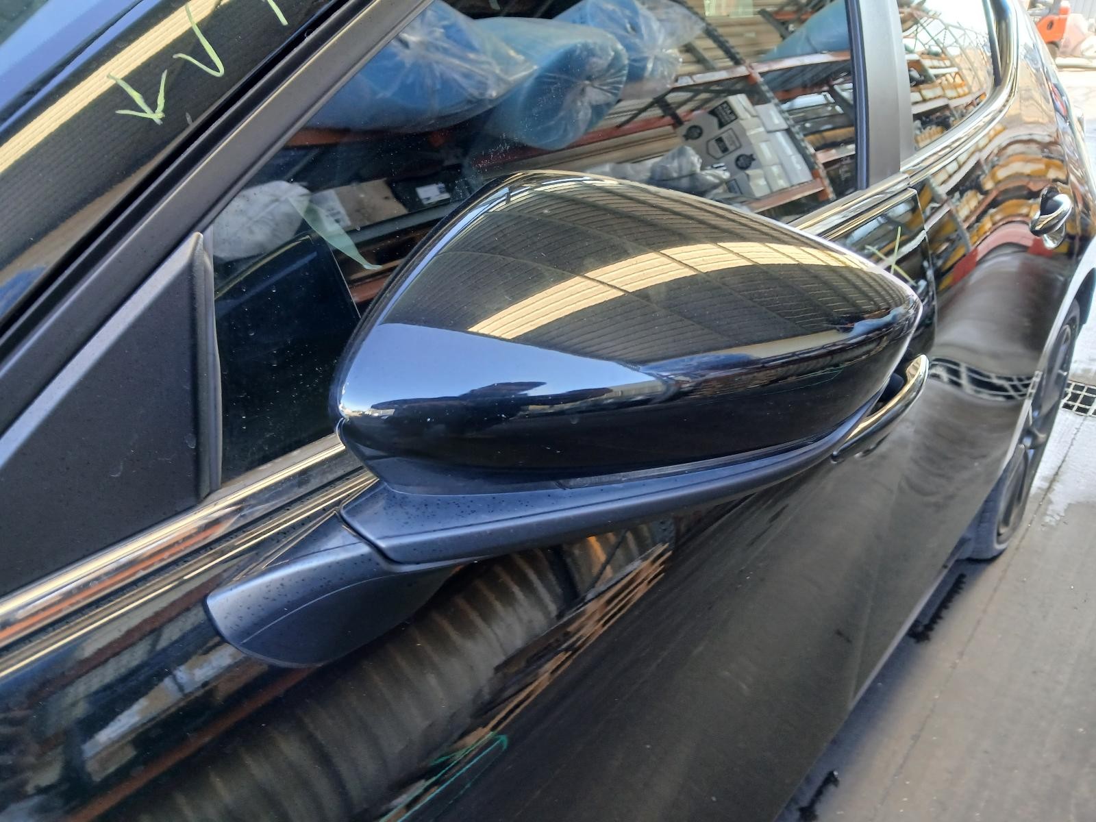MAZDA 3 LEFT DOOR MIRROR BP, W/ AUTO POWER FOLD, NON AUTO DIM, NON HEATED, NON C