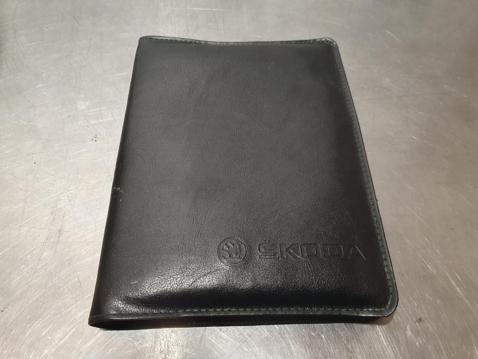 SKODA SUPERB OWNERS HANDBOOK 3T,