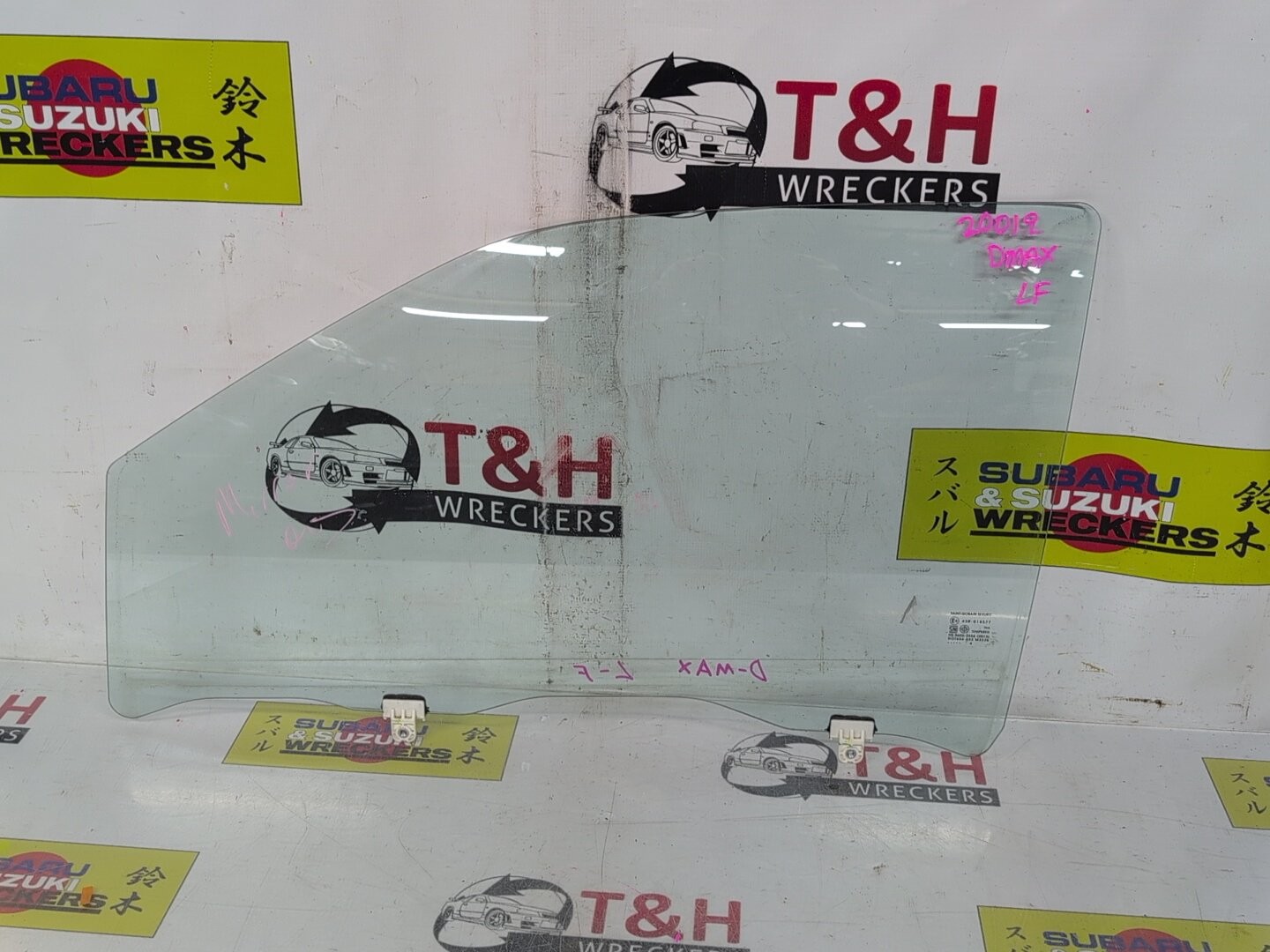 2020 - 2025 Isuzu D-Max TFR RWD Left Front Door Glass