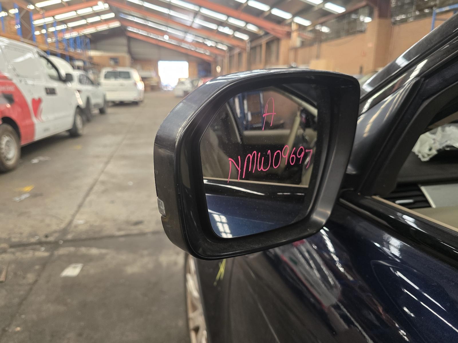 LAND ROVER RANGEROVER EVOQUE LEFT DOOR MIRROR 11/2011-12/2013 NMW09697