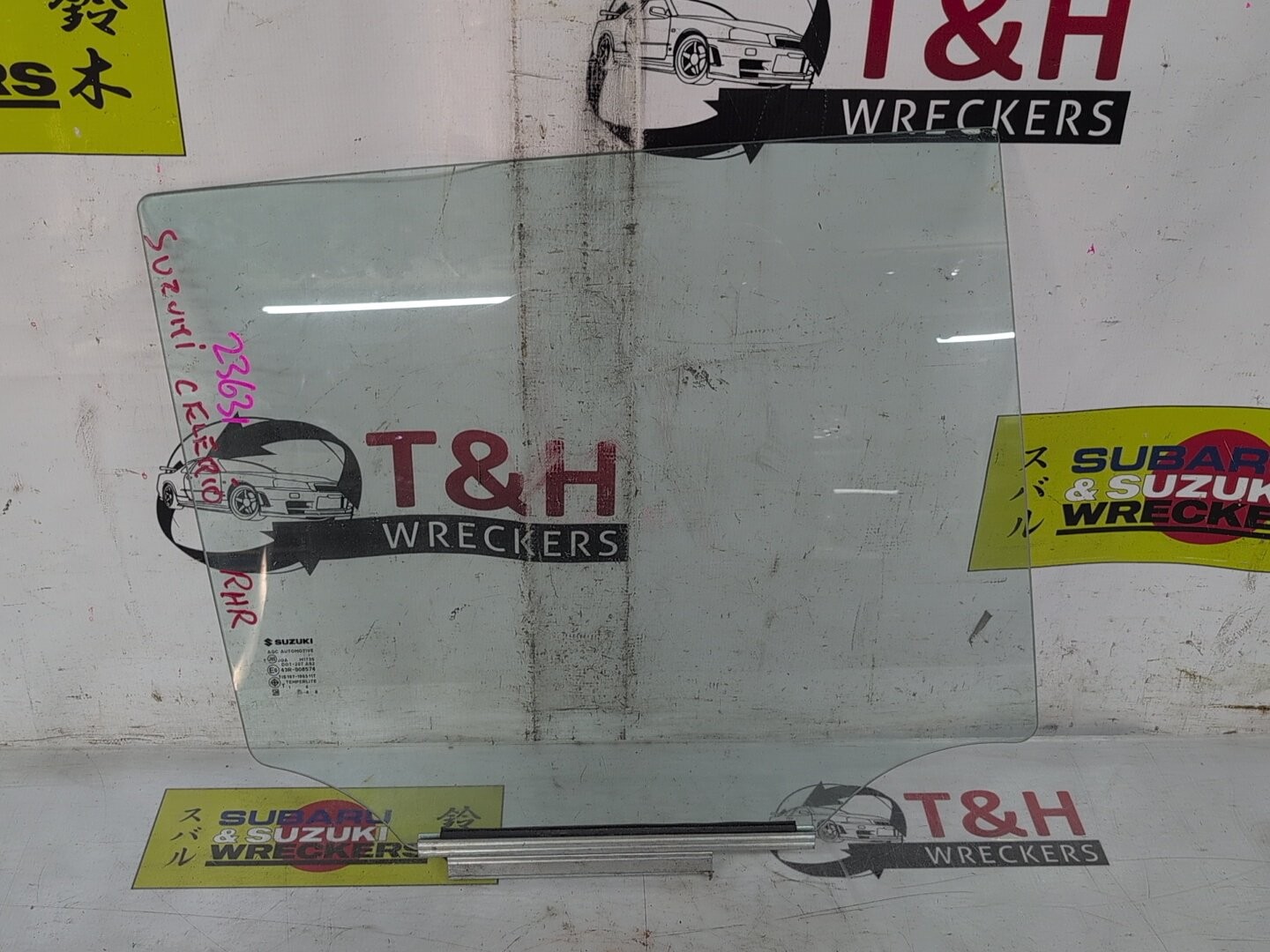 2015 Suzuki Celerio LF Right Rear Door Glass