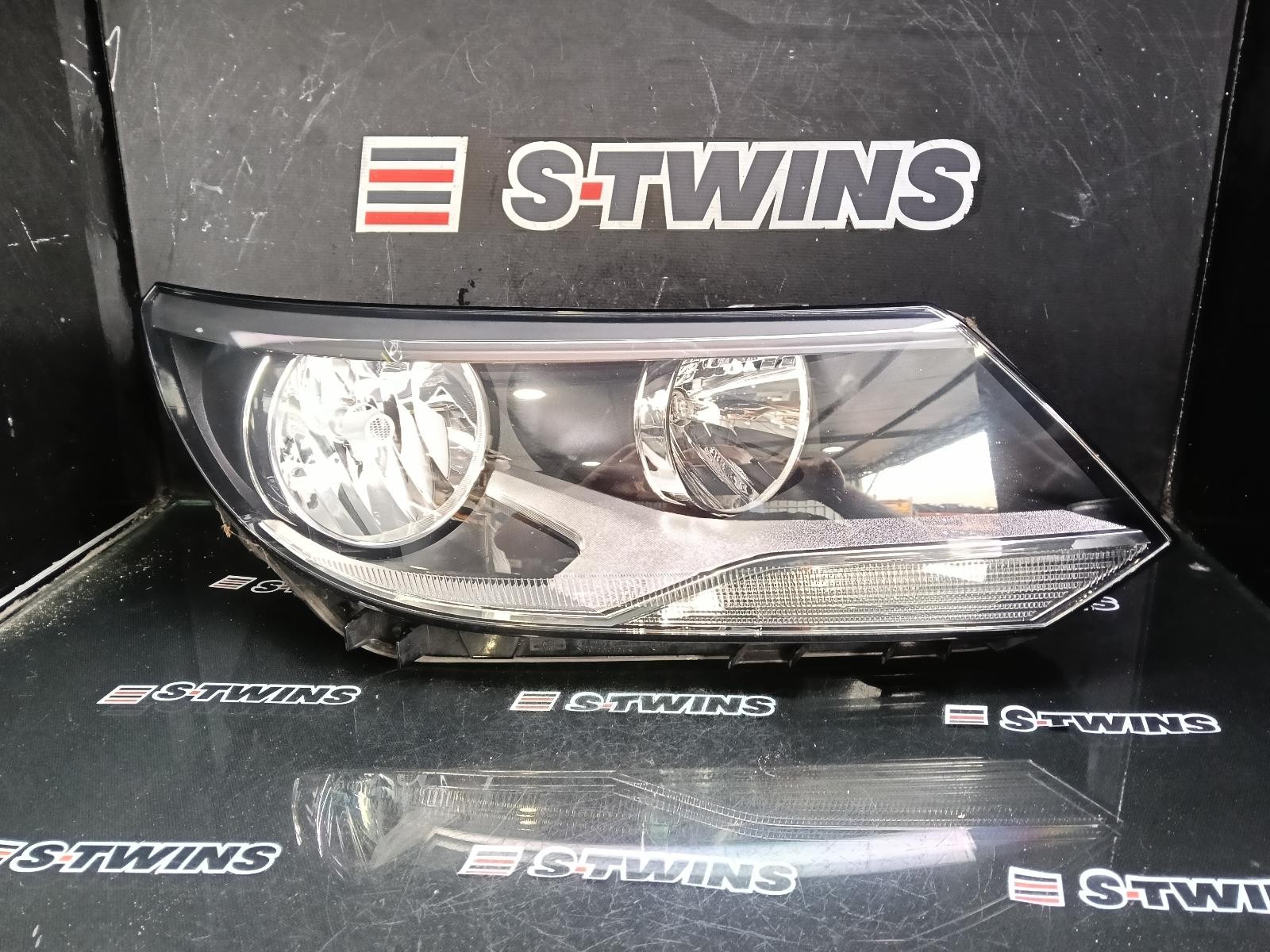 VOLKSWAGEN TIGUAN RIGHT HEADLAMP 5N, HALOGEN TYPE, 07/11-08/16 11 12 13 14 15 16