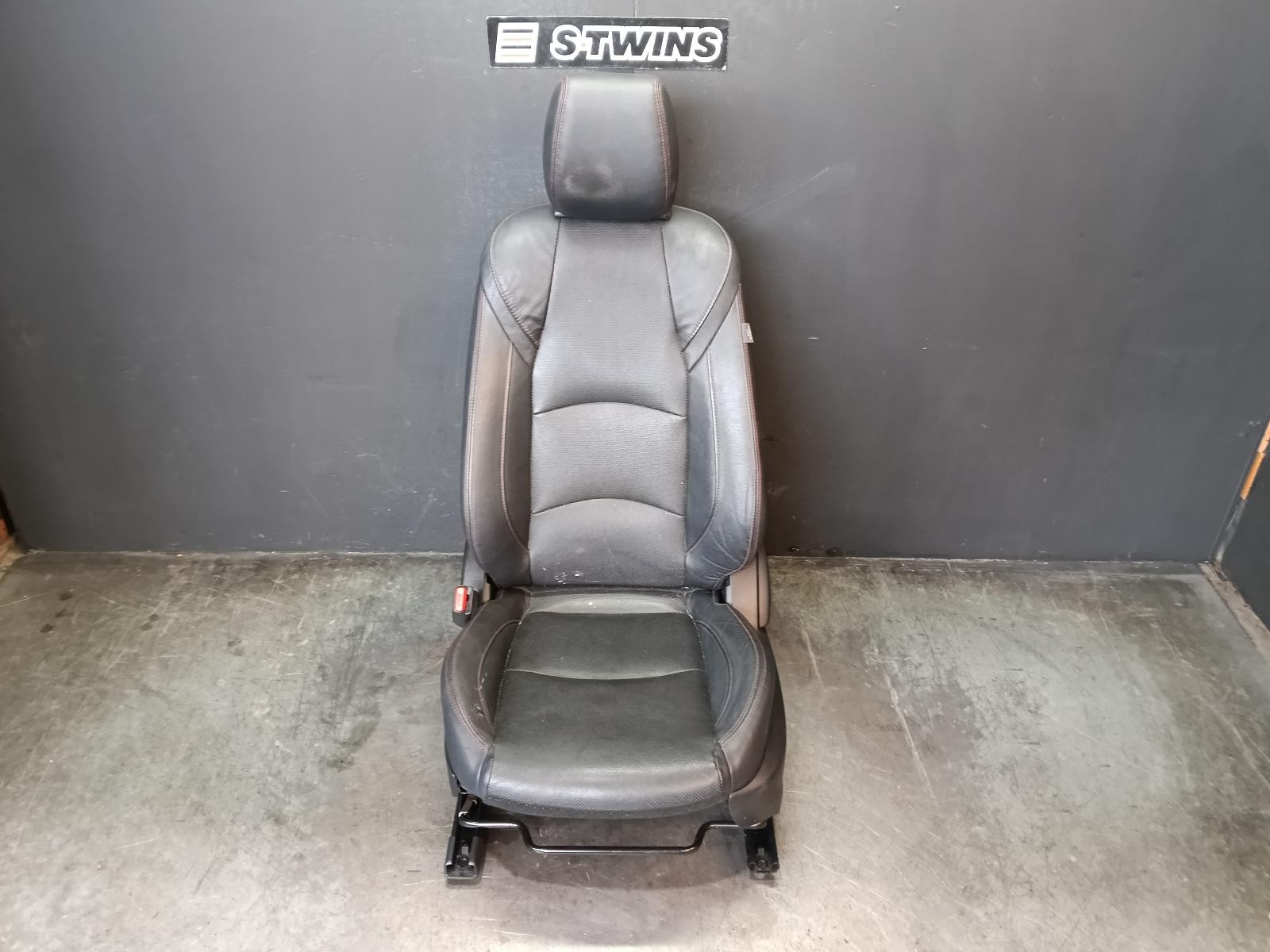 MAZDA 3 FRONT SEAT LH FRONT, BM, LEATHER, ELECTRIC TYPE, TOURING/SP25 GT/ASTINA,