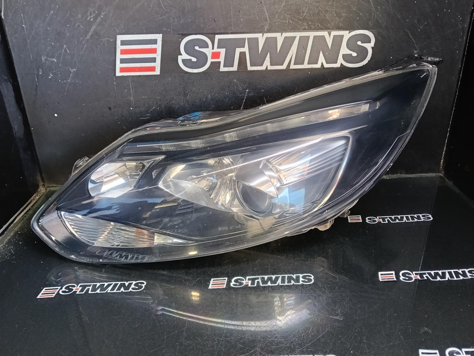 FORD FOCUS LEFT HEADLAMP LW, ST, XENON TYPE, 08/12-09/14 12 13 14