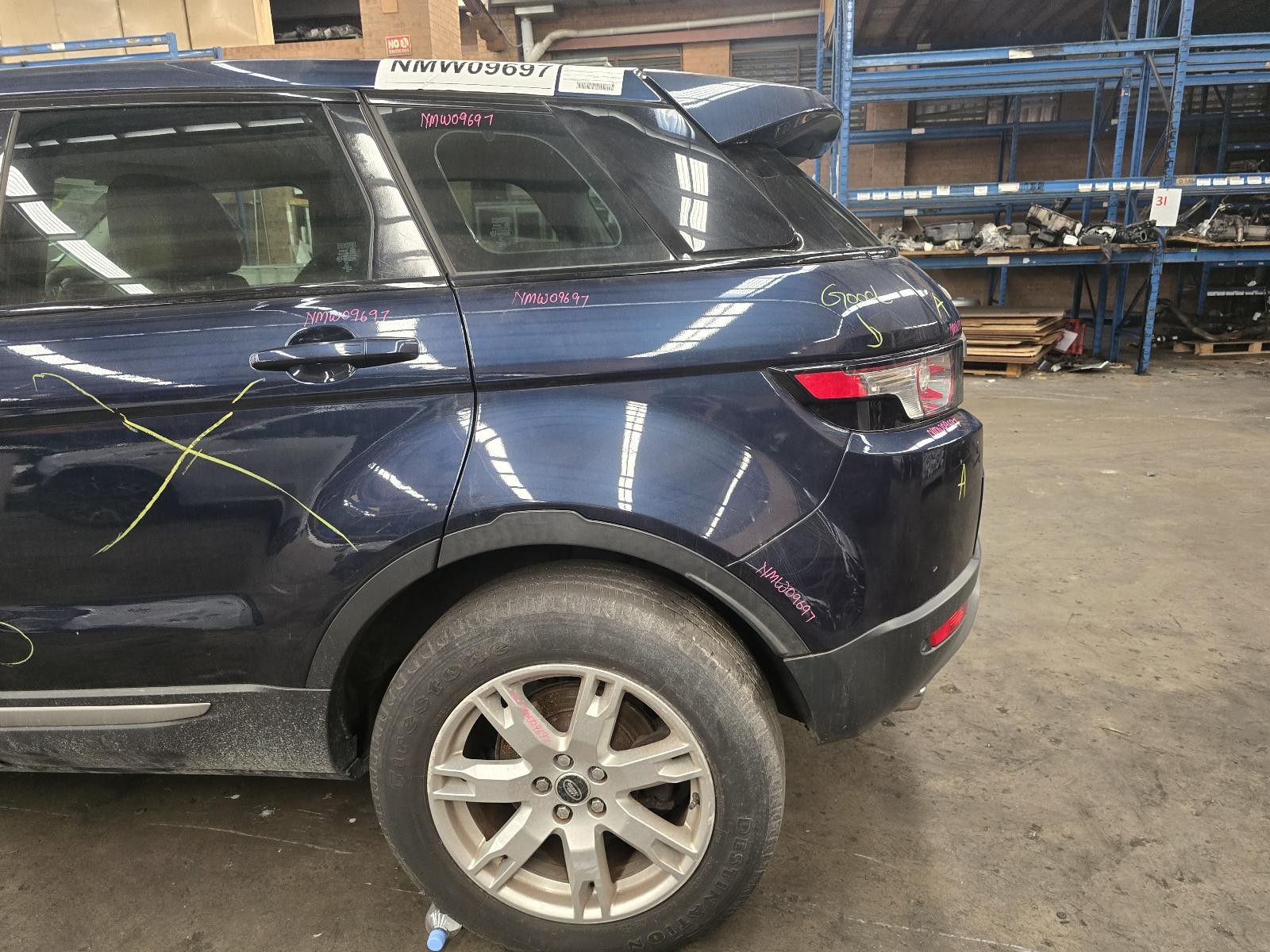 LAND ROVER RANGEROVER EVOQUE LEFT REAR SIDE GLASS 11/2011-01/2019 NMW09697