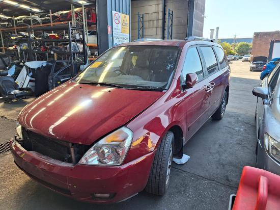 2013 Kia Carnival — Auto Diesel