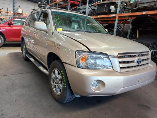 2004 Toyota Kluger — Auto Petrol