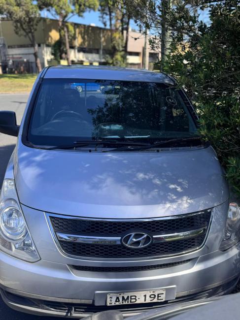 2009 Hyundai Iload — Manual Petrol