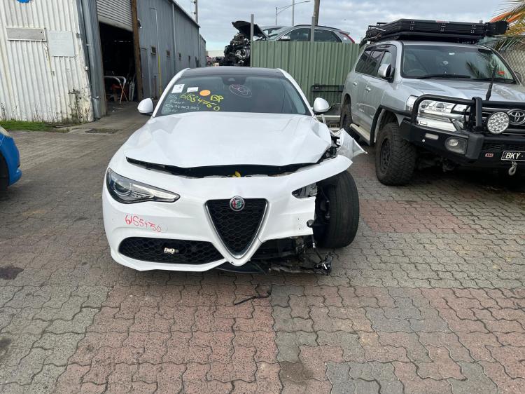 2019 Alfa Romeo Giulia — Auto Petrol