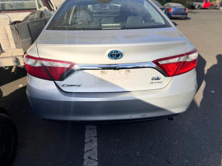 2016 Toyota Camry — Hybrid