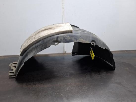 2015 Volkswagen Golf — Right Guard Liner