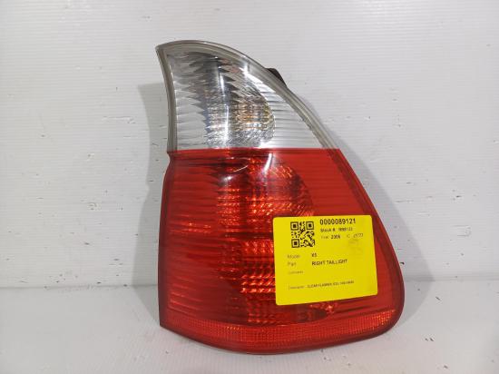 2006 BMW X5 — Right Taillight