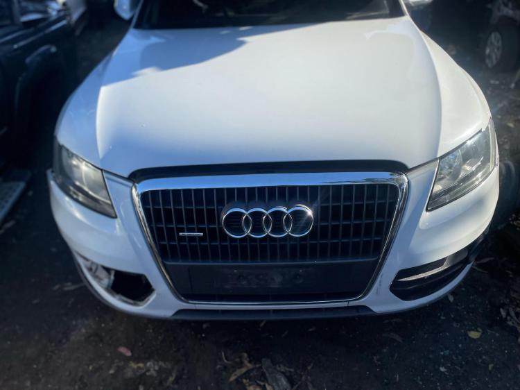 2011 Audi Q5 — Auto Petrol