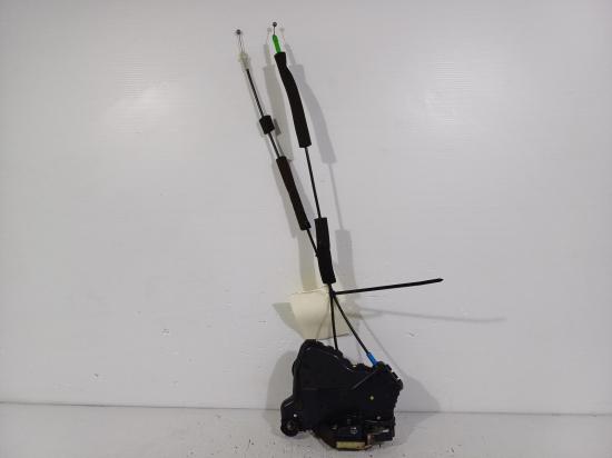 2003 Toyota Camry — Lock Mechanism