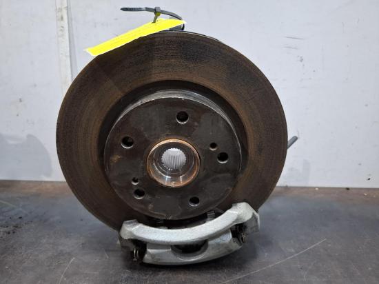 Vitara Suzuki Vitara — Left Front Hub Assembly