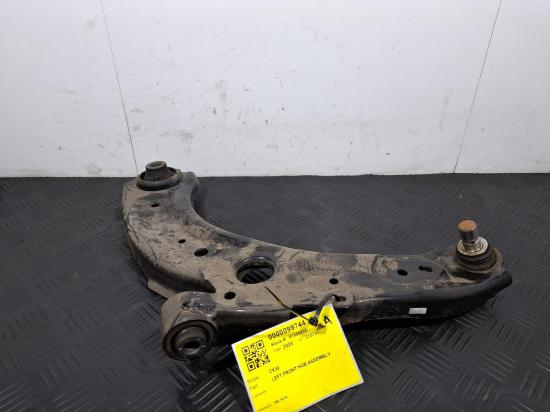 2023 Mazda Cx30 — Left Front Hub Assembly