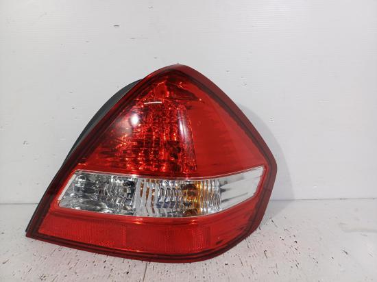 2006 Nissan Tida — Right Taillight