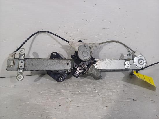 2008 Subaru Impreza — Right Front Window REG/MOTOR