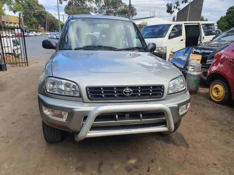 1998 Toyota RAV4 — Auto Petrol