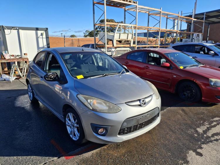 2009 Mazda 2 — DE Auto Petrol