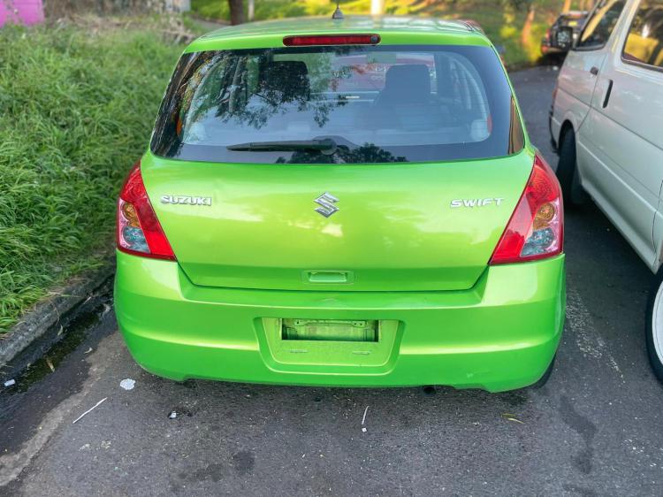 2011 Suzuki Swift — Manual Petrol