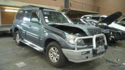 2003 Hyundai Terracan — Grille j22602: radiator grille, chrome, hp, 11/01-11/03   - co