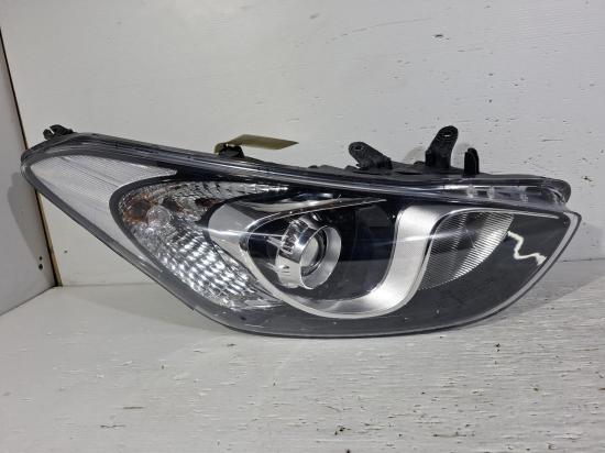 2017 Hyundai I30 — Right Headlamp