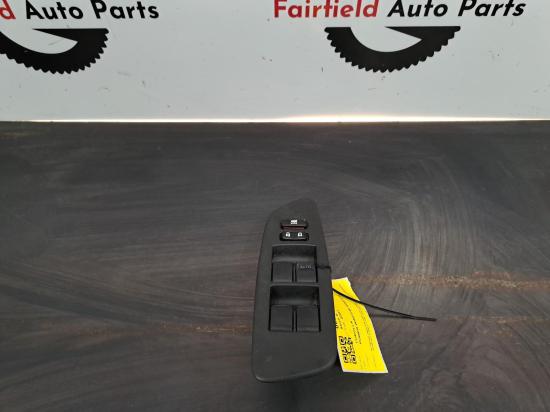 2007 Toyota Corolla — Power Window Switch