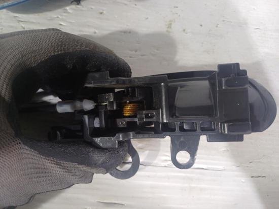 2005 Toyota Echo — LEFT FRONT DOOR LOCK