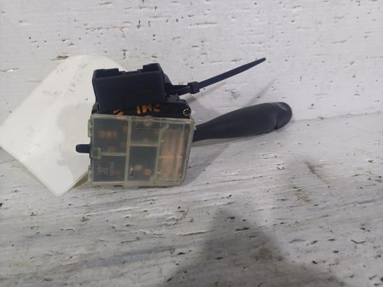 2005 Toyota Echo — FLASHER SWITCH