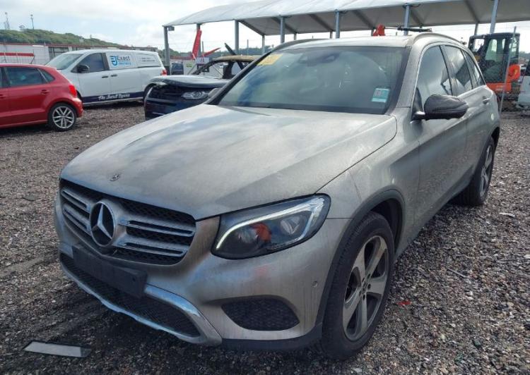 2019 Mercedes Benz Glc Class 2.0 Glc 200 — Mercedes Benz Glc Class 2.0 Glc 200 2019