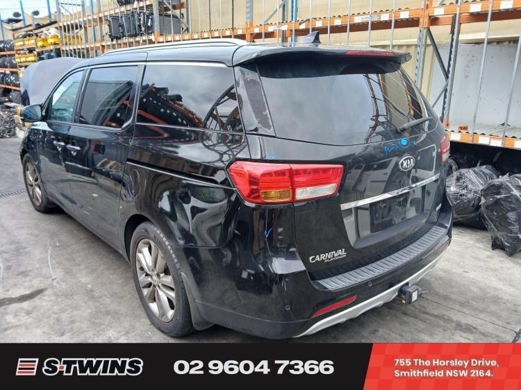 2015 Kia Carnival — YP Auto Diesel