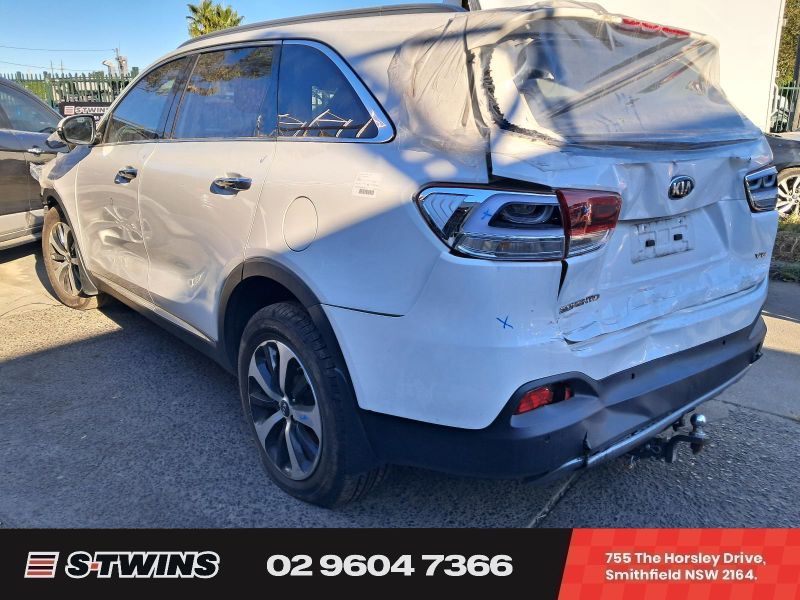 2016 Kia Sorento — UM Auto Petrol
