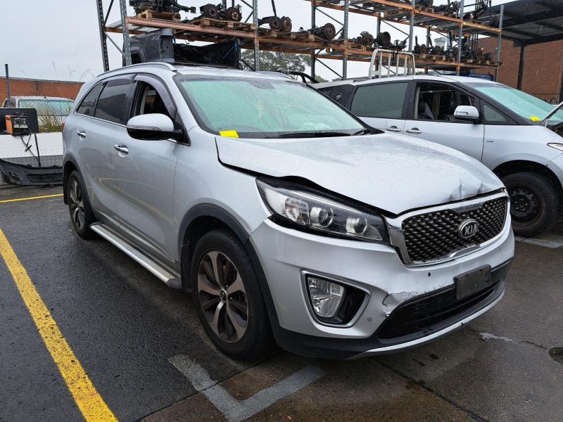 2016 Kia Sorento — UM Auto Petrol