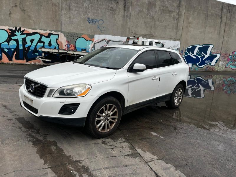 2010 Volvo XC60 — Volvo XC60 2010