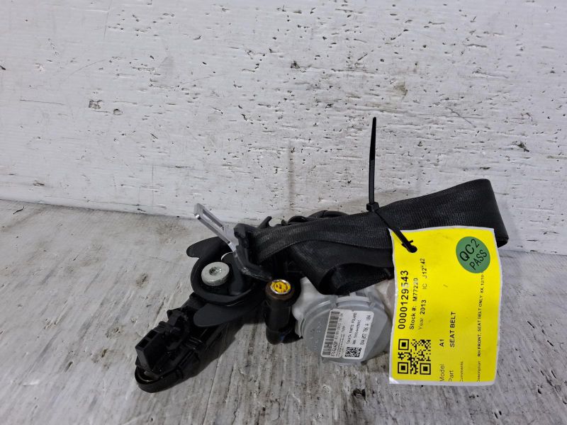 2013 Audi A1 — RH FRONT SEAT BELT ONLY