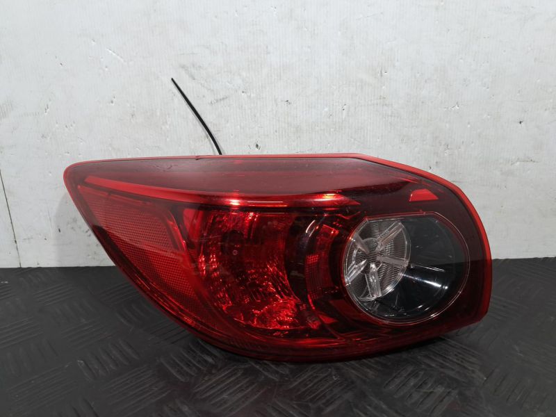 2018 Mazda Mazda3 — NON LED TYPE