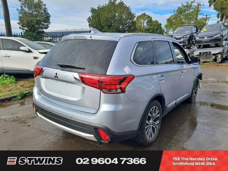 2017 Mitsubishi Outlander — ZK-ZL Auto Petrol