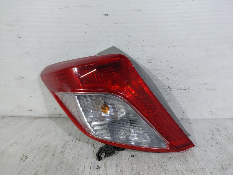 2013 Toyota Yaris — Left Taillight