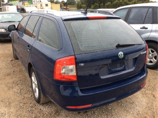2013 Skoda Octavia — 1.4L CAXA Manual Gas Petrol