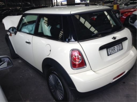 2012 Mini Cooper — R56 LCI Manual Gas/Petrol